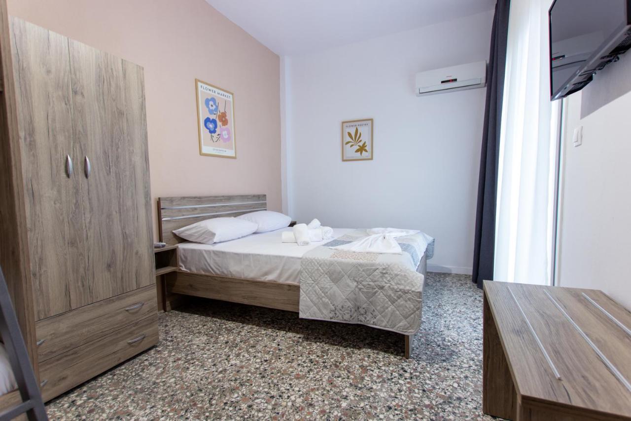 Anassa Apartments อัสโปรวาลตา ภายนอก รูปภาพ